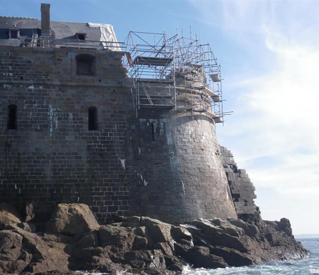 Renovation du fort de La Conchee, Saint Malo - LOCADIRECT - LOCADIRECT