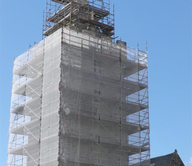 Port Bail Eglise echafaudage du clocher avec protections - LOCADIRECT